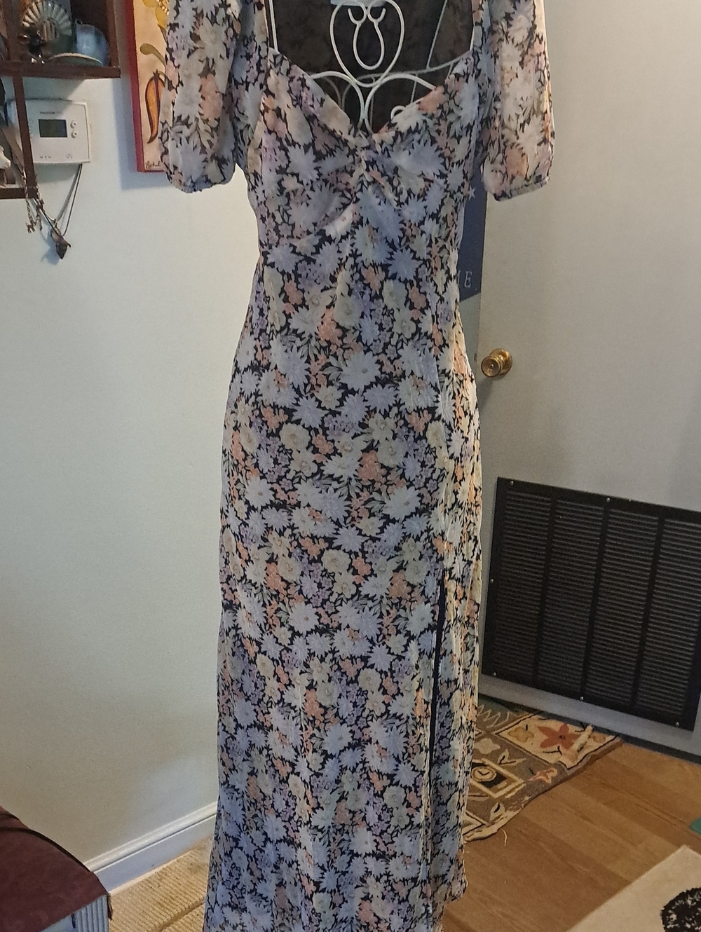 ASTR The Label Floral Puff-Sleeve Maxi Dress in Pastel Floral Sz S